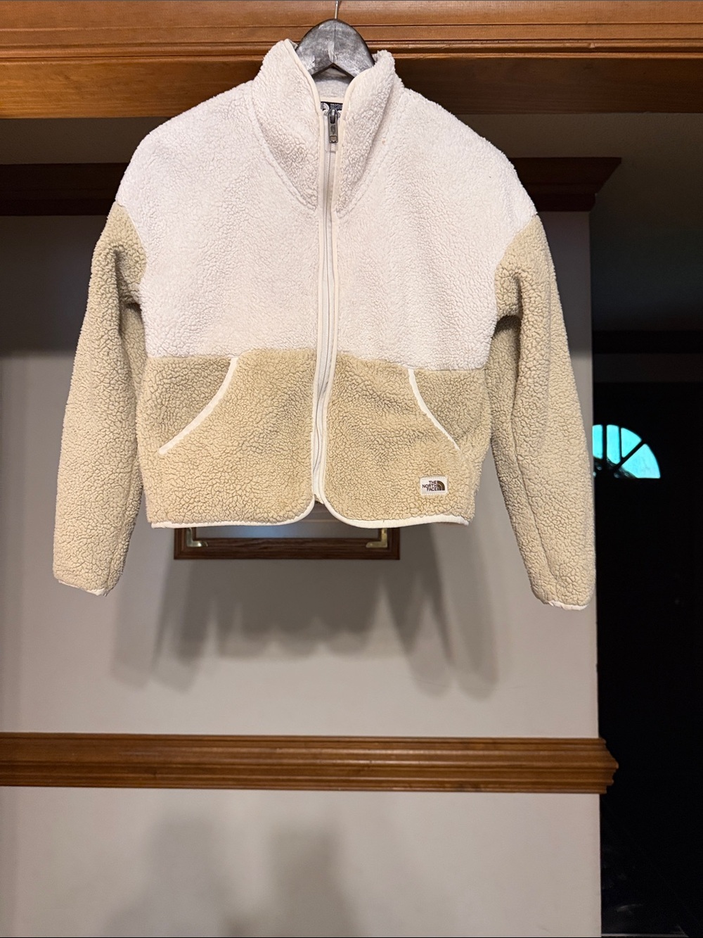 The North Face Colorblock Sherpa Jacket in Cream & Beige